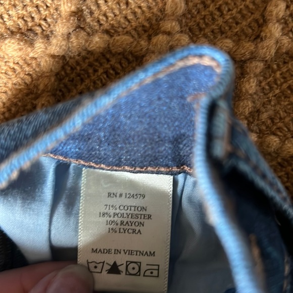 New sneak peek denim distressed flare jeans size 1/25 - Picture 5 of 5